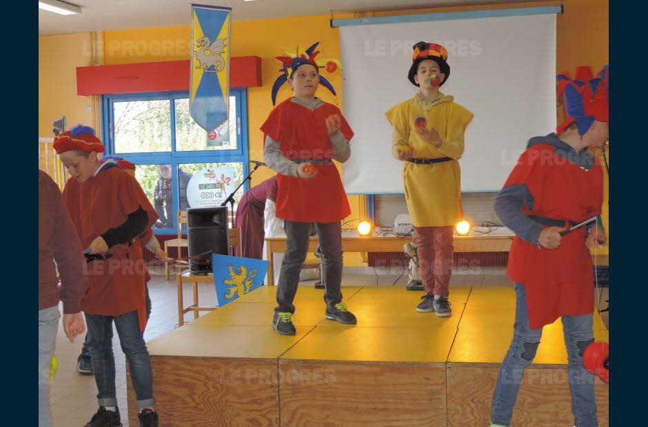 animation-d-adresse-pour-les-jongleurs-monique-fettet-1555087733.jpg